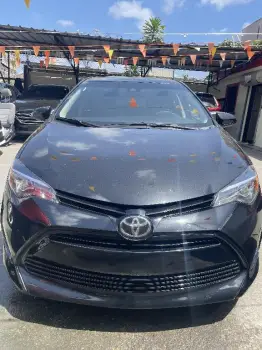 Toyota corolla le 2018