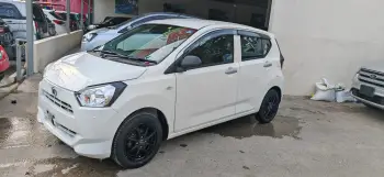 Daihatsu mira 2019