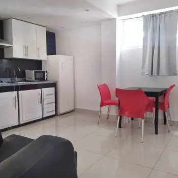Zona universitaria alquilo apartamentos amoblados de 1 habitacion