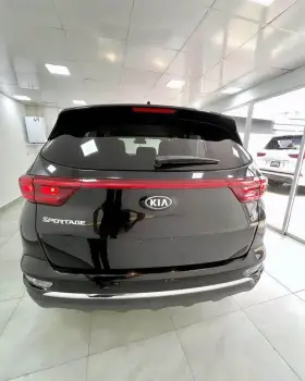 Kia sportage 2022 lx clean carfax interior en piel rojo