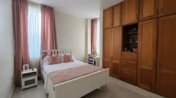 Casa con diseÑo exclusivo de dos niveles en brisa oriental