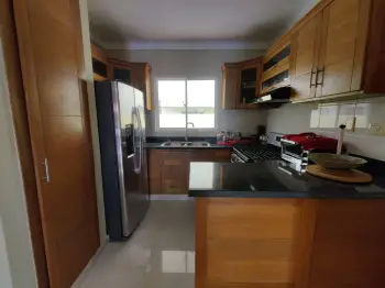 Disponibilidad en condo en madre vieja sur en san cristóbal