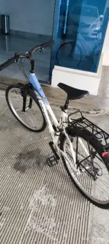 Bicicleta reacondicionada lista para usar