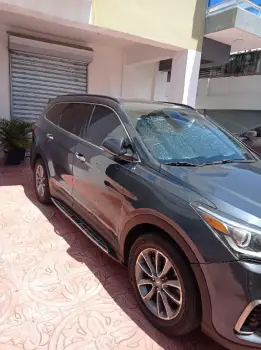 Hyundai  grand santa fe 2017