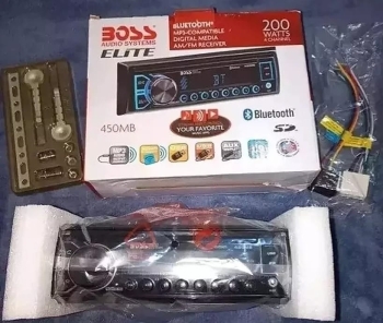 Radio boss con bluetooth radio fm usb nuevos en su cajas
