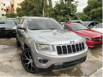 Jeep grand cherokee 2014 aros srt