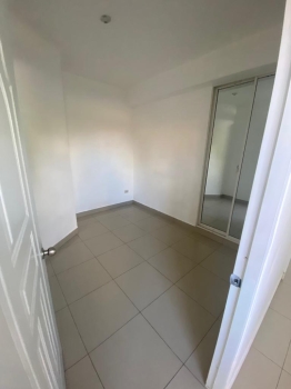 Apartamento de oportunidad a 5 minutos de la av. españa.