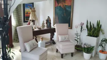 Penthouse amueblado en urb. paraíso con 140 m2 de terraza