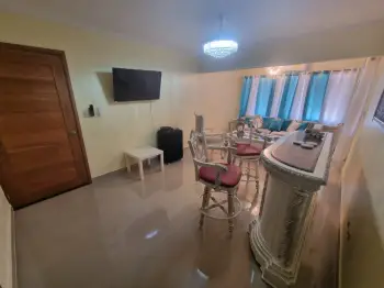 Alquilo apartamento amueblado 2do piso tipo b modificado manzana q2 se