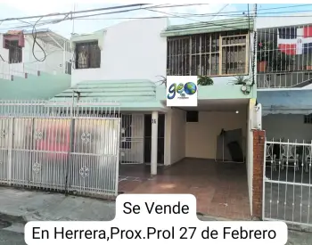 Casa en venta en herreracerca prol 27 febrero sdo