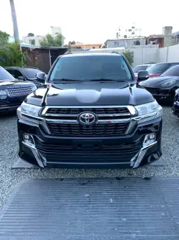 Toyota land cruiser vxr año 2015 diesel transmision automatica tracció