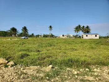 Vendo solar de 250 m en el km. 3 de nagua