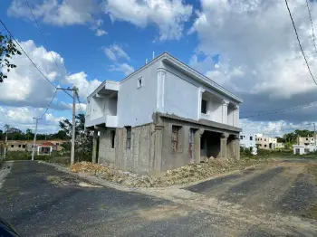 Solares economicos en santo domingo norte.