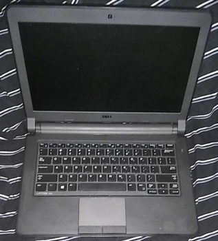 Laptop dell 8gb memoria 500gb con hdmi y cámara - computadora