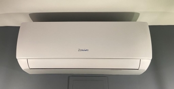 Aire acondicionado marca zenaire 12000 btu inverter. usado - como nuev