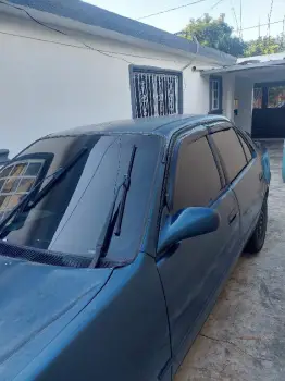 Vendo toyota corolla  2002