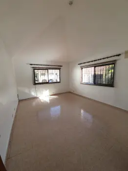 Casa en venta en altos de arroyo hondo iii