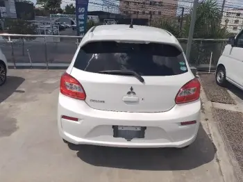 Mitsubishi mirage 2019 en santo domingo este