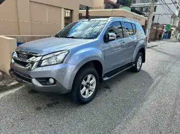 Isuzu mux 2016 diesel