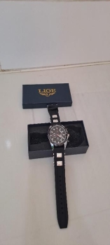 Reloj para hombre en la romana