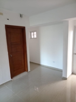 Vendo inmueble en los 3 ojos.