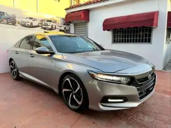 Honda accord 2018 sport 2.0