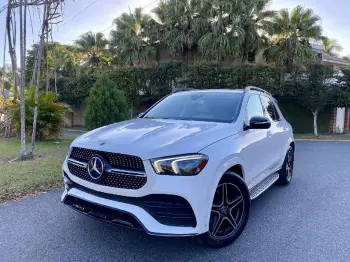 Mercedes benz 4matic 2020