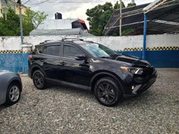 Toyota rav4 2018 xle