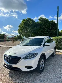 Mazda  2015 gasolina