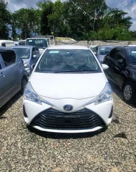 Toyota vitz 2017  en santo domingo este