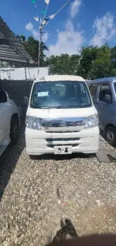 Daihatsu hijet 2016 en santo domingo este