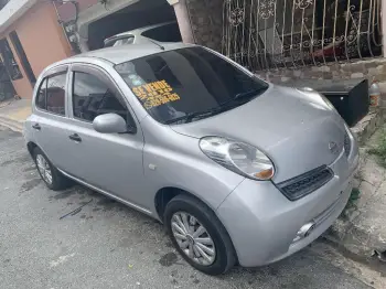 Se vende nissan march 2010 4x4 en santo domingo oeste