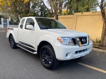 Nissan frontier 2018 4x2 americana
