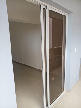 Vendo inmueble en los 3 ojos.