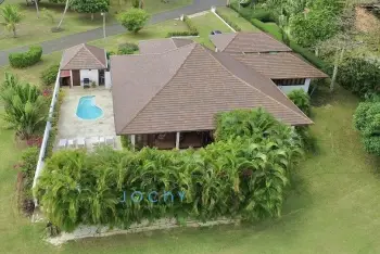 Jochy real estate vende villa en casa de campo la romana r.d