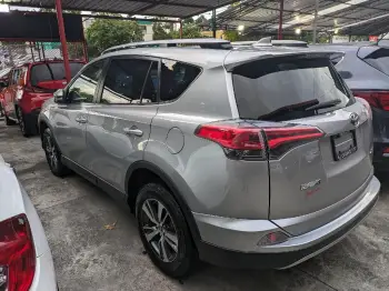 Toyota rav4 2018 xle