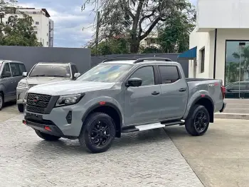 Nissan navara 2024 pro-4x