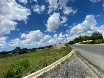 Solares con todos los servicios listo para construir en villa mella