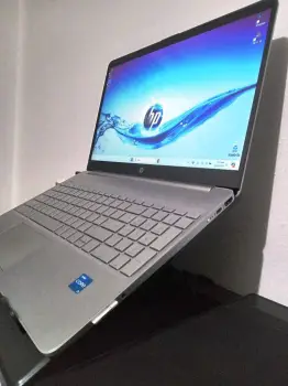 Laptop hp i3 11va gen touchscreen 16gbram