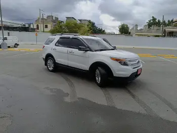 Ford explorer xlt 2013