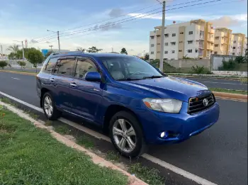 Toyota highlander sport