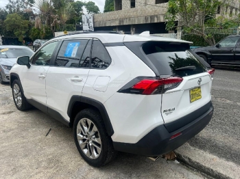 Toyota rav4 2020 premier