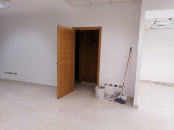 Locales comerciales en primer nivel en malecón center