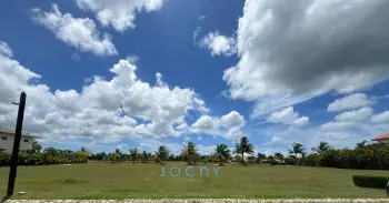 Jochy real estate vende terreno en la estancia golf resort la romana r