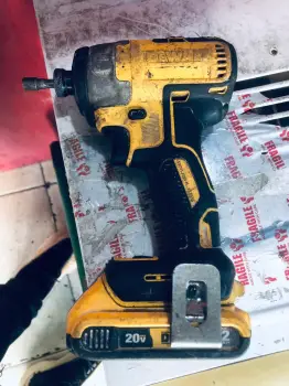 Taladro inalámbrico dewalt