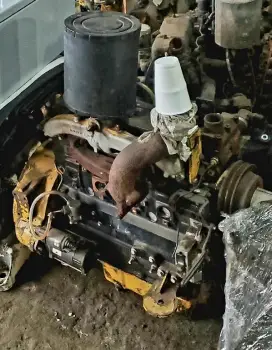 Motor perkins a4 para restrocabadora pala rodillo entre otros.