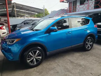 Toyota rav4 2018 xle