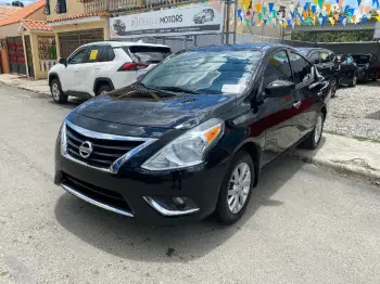 Nissan versa sv 2017  especial edition.