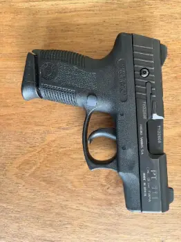 Pistola taurus millenium  pt 111 pro