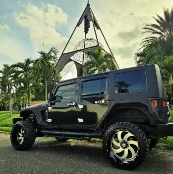Jeeep wrangler rubicon jku 2009